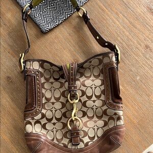 Coach Brown Signature Shoulder Bag #1424